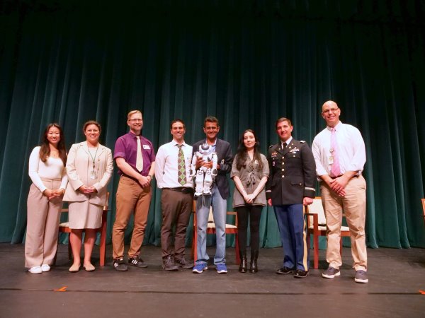 Pine Crest Upper School Hosts Artificial Intelligence Panel