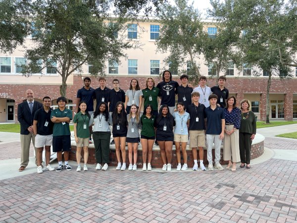 Pine Crest School Seniors Named National Merit Commended Students