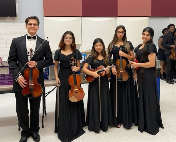 Pine Crest Upper School Orchestra Members Perform in Side-by-Side Festival