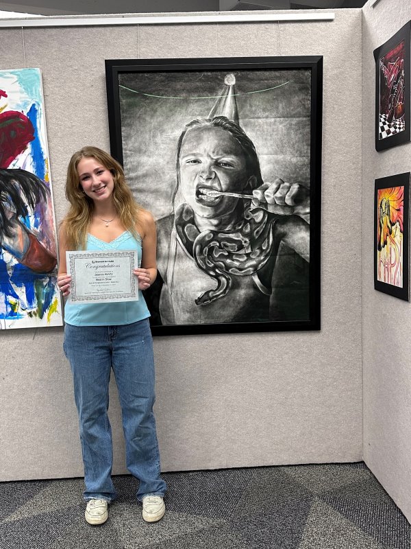 Pine Crest Upper School Artist is Best in Show at Broward Art Guild’s Youth Art Competition
